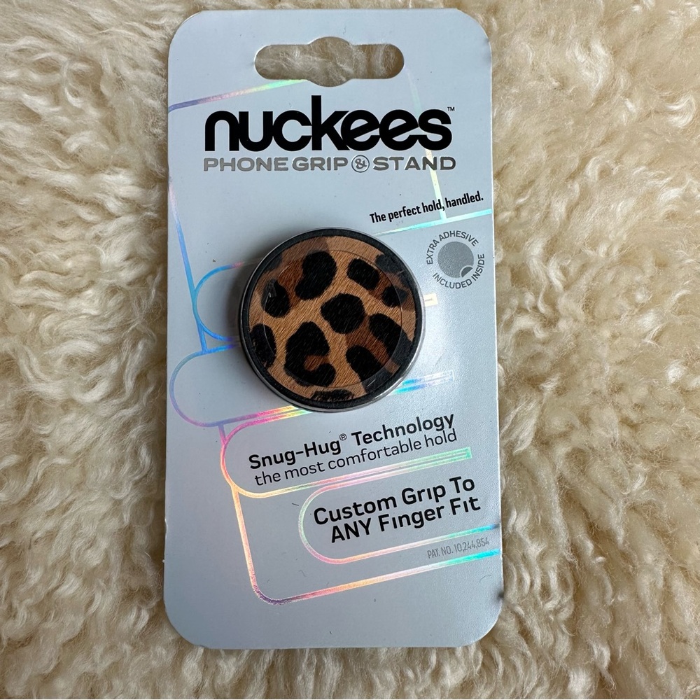 NWT Nuckees phone stand animal cheetah print
